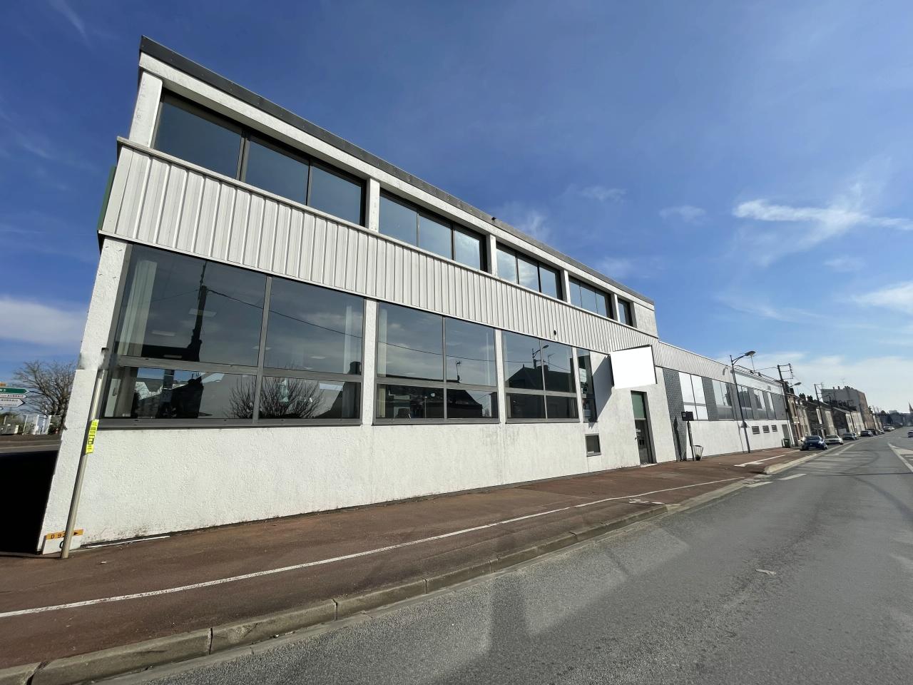 Local d'activité Fleury-les-Aubrais 2943m² Location local d'activité Fleury-les-Aubrais Loiret OLACT2530300 2